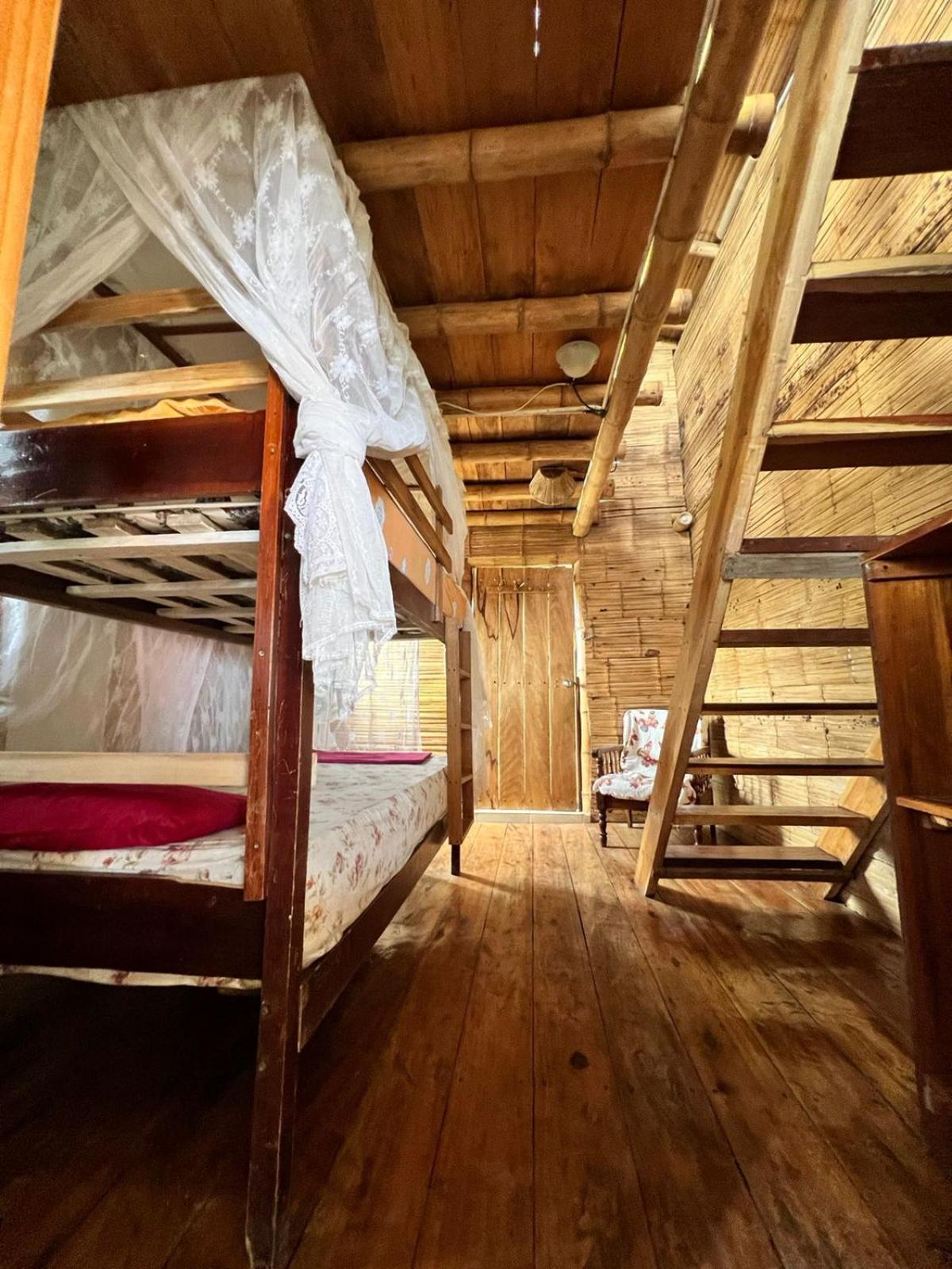 Hostal Monte Libano Puerto Lopez Bilik gambar